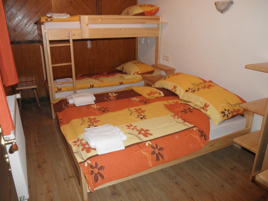 Holiday Home Cumar 采尔克诺 客房 照片